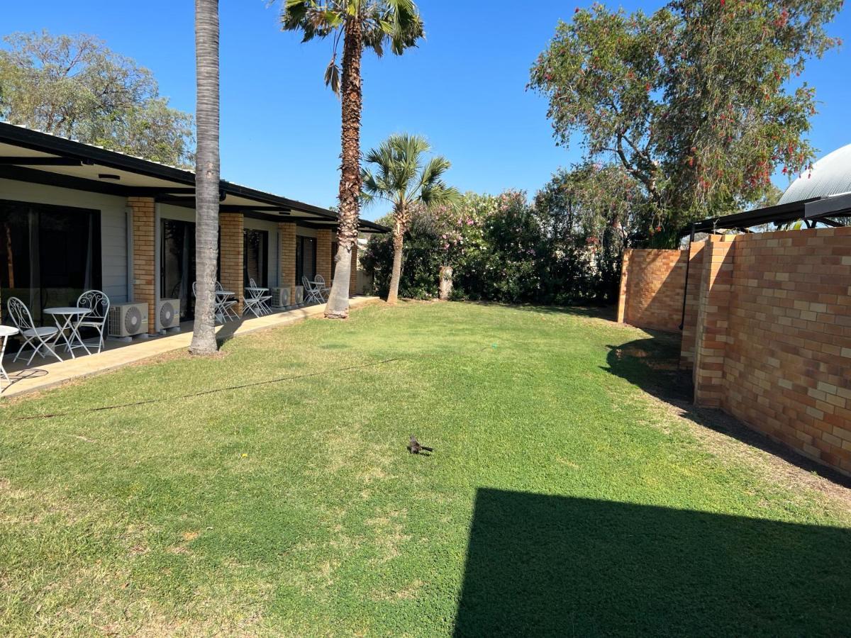 Jumbuck Motor Inn - Pool - Pet Friendly Section - King Beds Longreach Extérieur photo